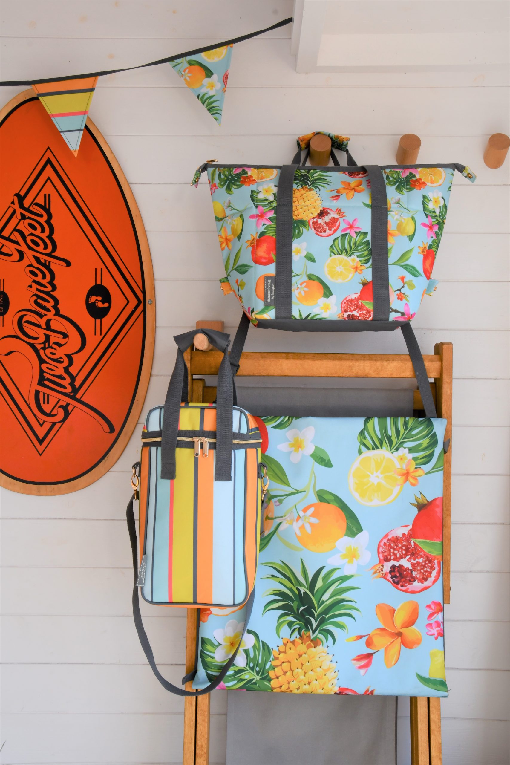 Waikiki Family Convertible 20L insulated picnic Cooler tote Bag